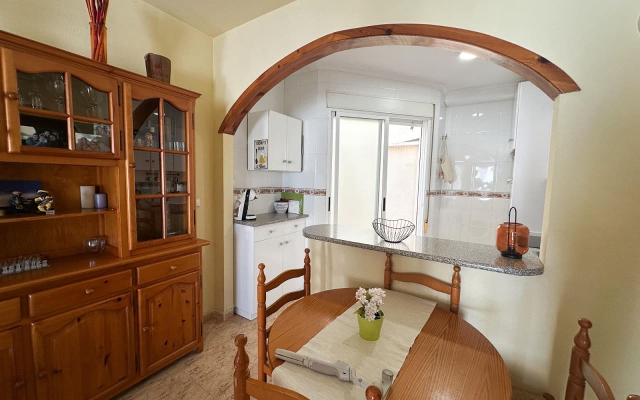 2 soverom Hus til salgs i Orihuela Costa med svømmebasseng - € 176 900 (Ref: 9977556)