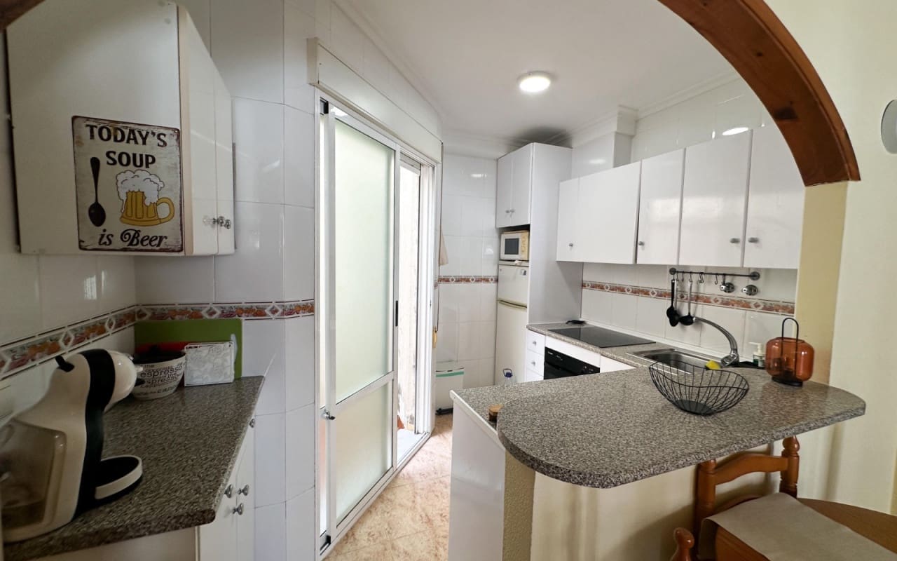 2 soverom Hus til salgs i Orihuela Costa med svømmebasseng - € 176 900 (Ref: 9977556)
