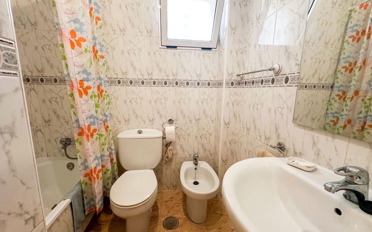 2 soverom Hus til salgs i Orihuela Costa med svømmebasseng - € 176 900 (Ref: 9977556)