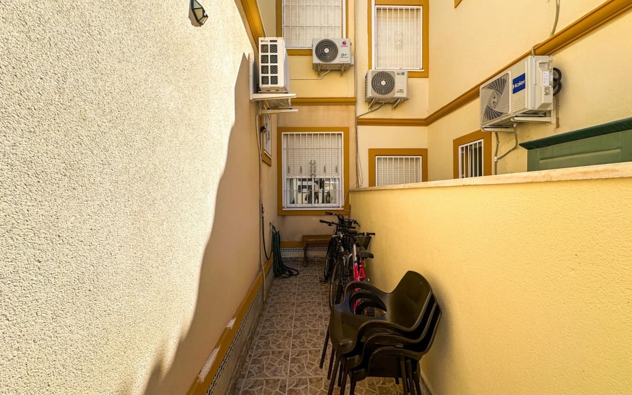 2 soverom Hus til salgs i Orihuela Costa med svømmebasseng - € 176 900 (Ref: 9977556)