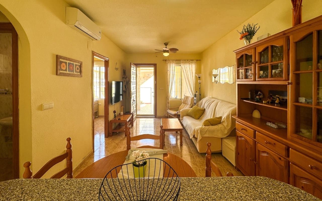 2 soverom Hus til salgs i Orihuela Costa med svømmebasseng - € 176 900 (Ref: 9977556)