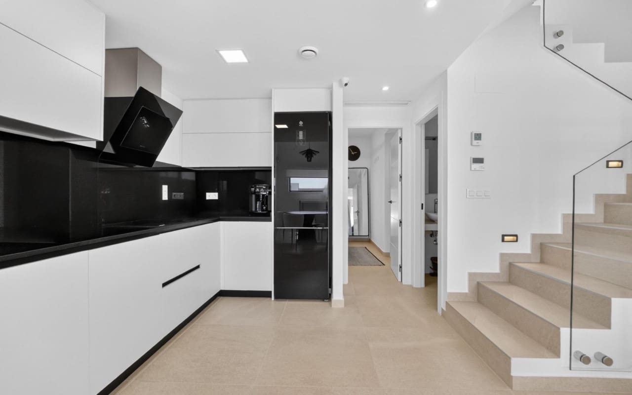 3 chambre Villa/Maison à vendre à El Raso avec piscine - 445 000 € (Ref: 9977557)