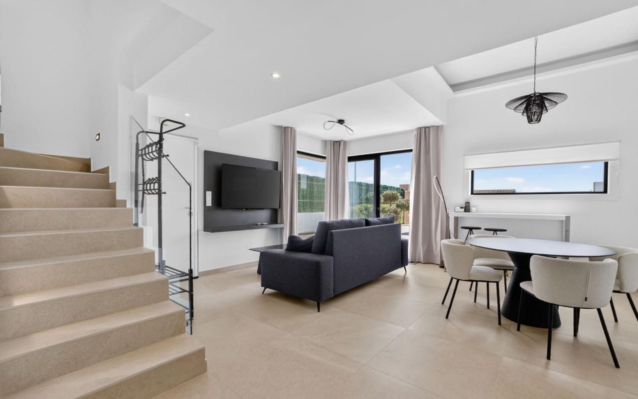 3 chambre Villa/Maison à vendre à El Raso avec piscine - 445 000 € (Ref: 9977557)