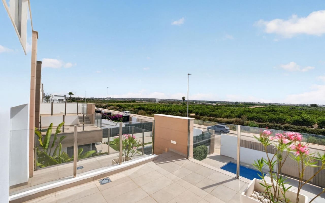 3 chambre Villa/Maison à vendre à El Raso avec piscine - 445 000 € (Ref: 9977557)