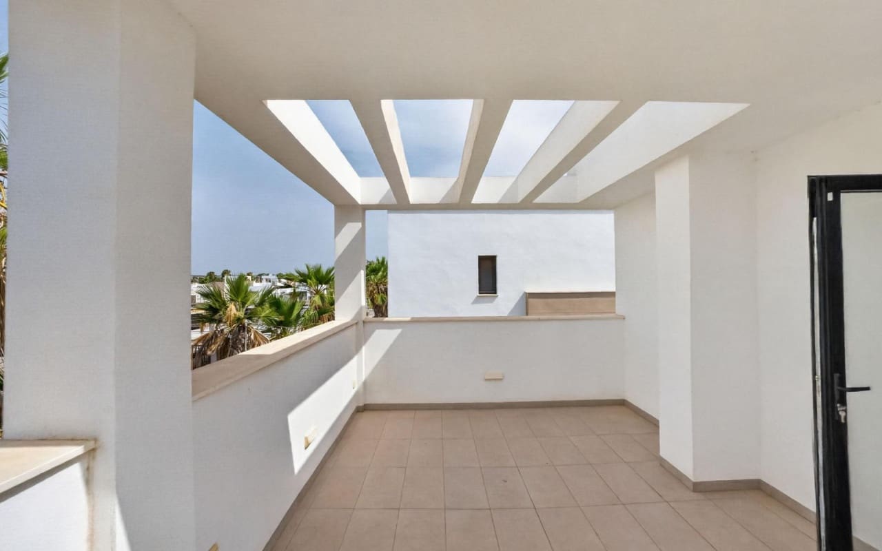 3 chambre Villa/Maison à vendre à El Raso avec piscine - 445 000 € (Ref: 9977557)
