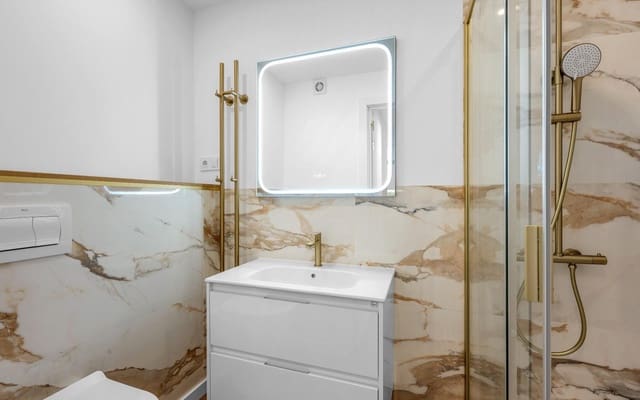 2 soveværelse Lejlighed til salg i Punta Prima, Torrevieja med swimmingpool - € 225.000 (Ref: 9977561)