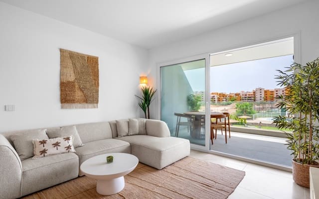 2 slaapkamer Appartement te koop in Punta Prima, Orihuela met zwembad - € 379.000 (Ref: 9977562)