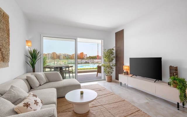 2 slaapkamer Appartement te koop in Punta Prima, Orihuela met zwembad - € 379.000 (Ref: 9977562)