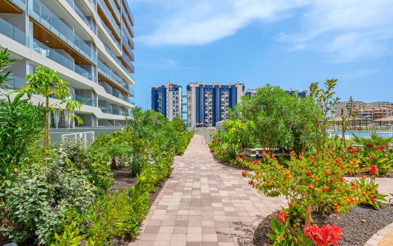2 bedroom Apartment for sale in Orihuela Costa with pool - € 379,000 (Ref: 9977562)