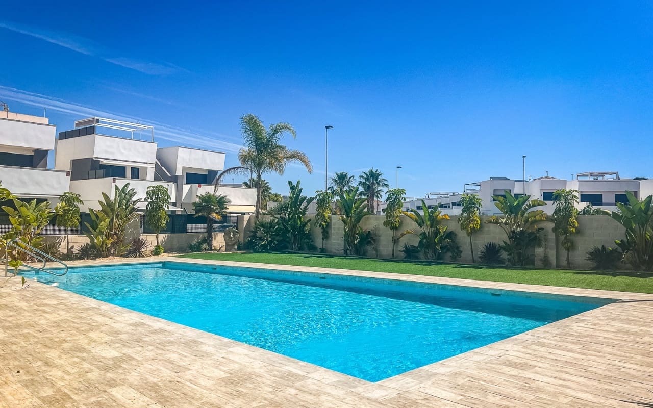 3 Zimmer Bungalow zu verkaufen in Santiago de la Ribera mit Pool - 349.000 € (Ref: 9981350)