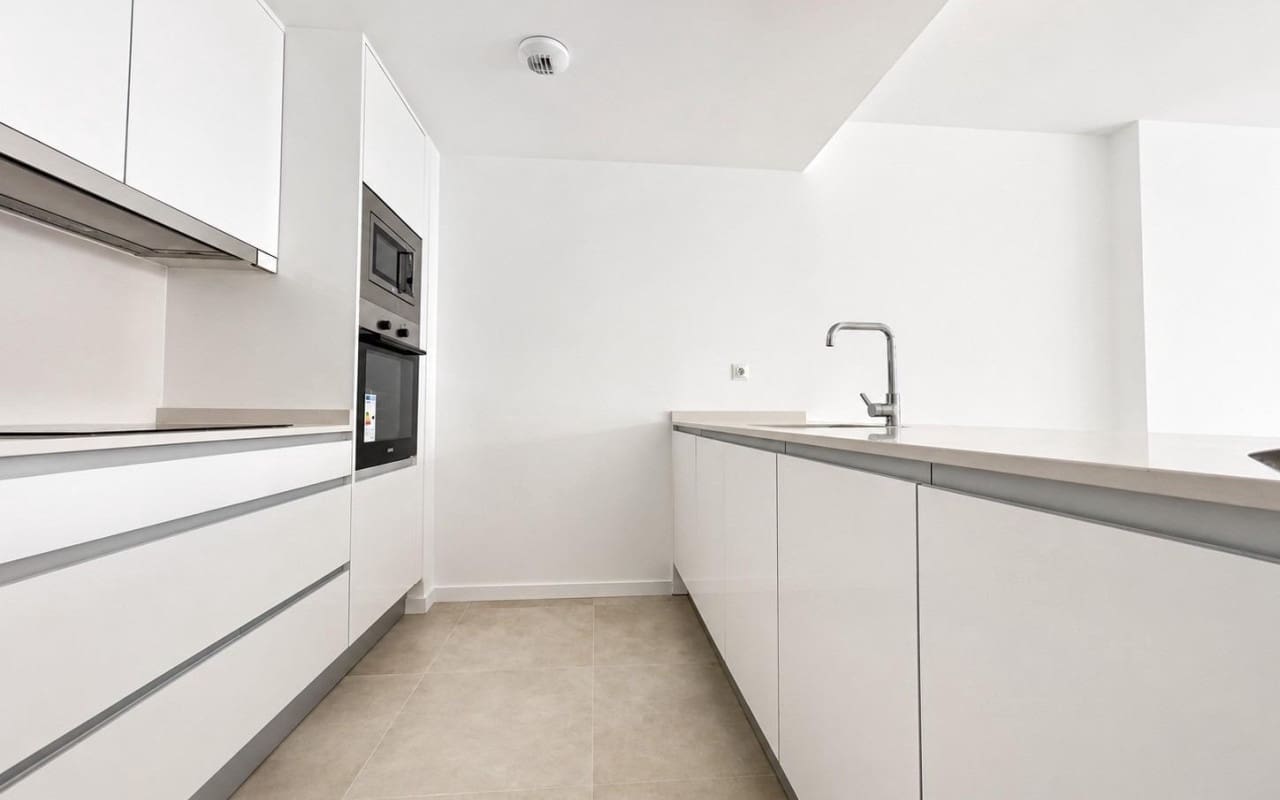 2 soveværelse Lejlighed til salg i Dehesa de Campoamor med swimmingpool garage - € 299.000 (Ref: 9981351)