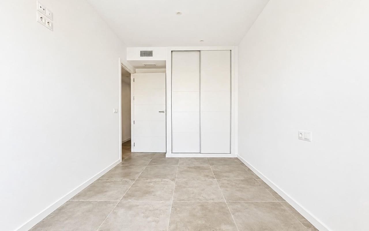 2 soveværelse Lejlighed til salg i Dehesa de Campoamor med swimmingpool garage - € 299.000 (Ref: 9981351)