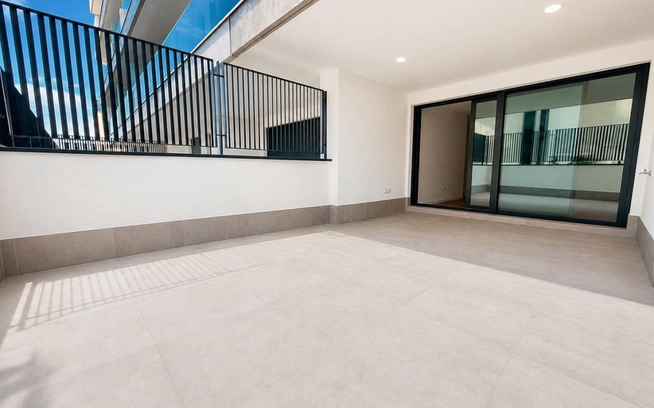 2 soveværelse Lejlighed til salg i Dehesa de Campoamor med swimmingpool garage - € 299.000 (Ref: 9981351)