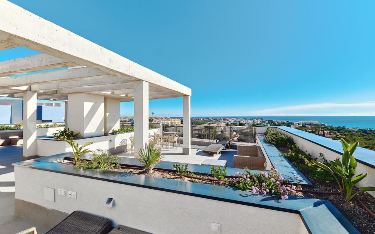 2 soveværelse Lejlighed til salg i Dehesa de Campoamor med swimmingpool garage - € 299.000 (Ref: 9981351)