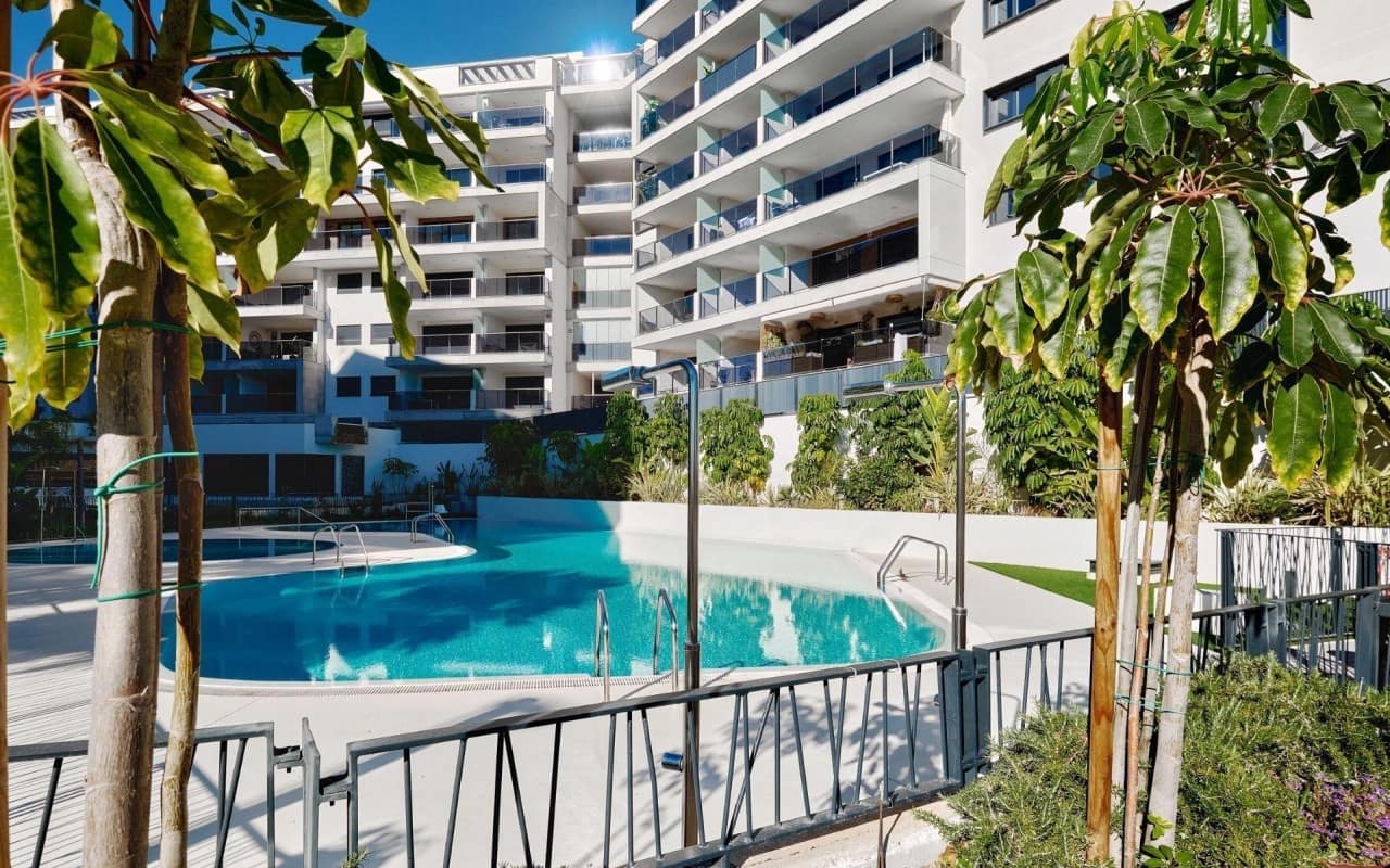 2 soveværelse Lejlighed til salg i Dehesa de Campoamor med swimmingpool garage - € 299.000 (Ref: 9981351)
