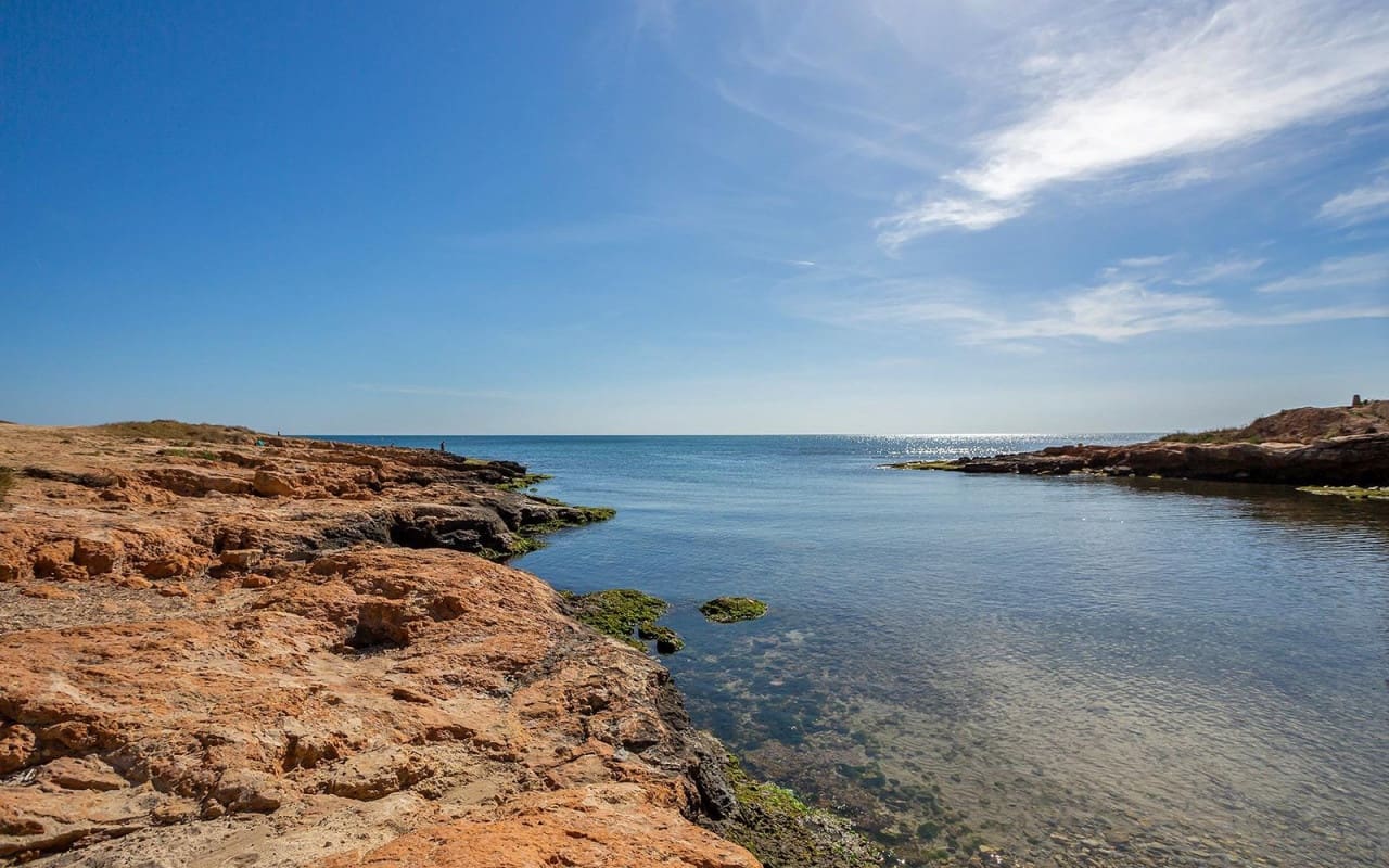 2 soverom Leilighet til salgs i Torrevieja med svømmebasseng - € 143 000 (Ref: 9981352)