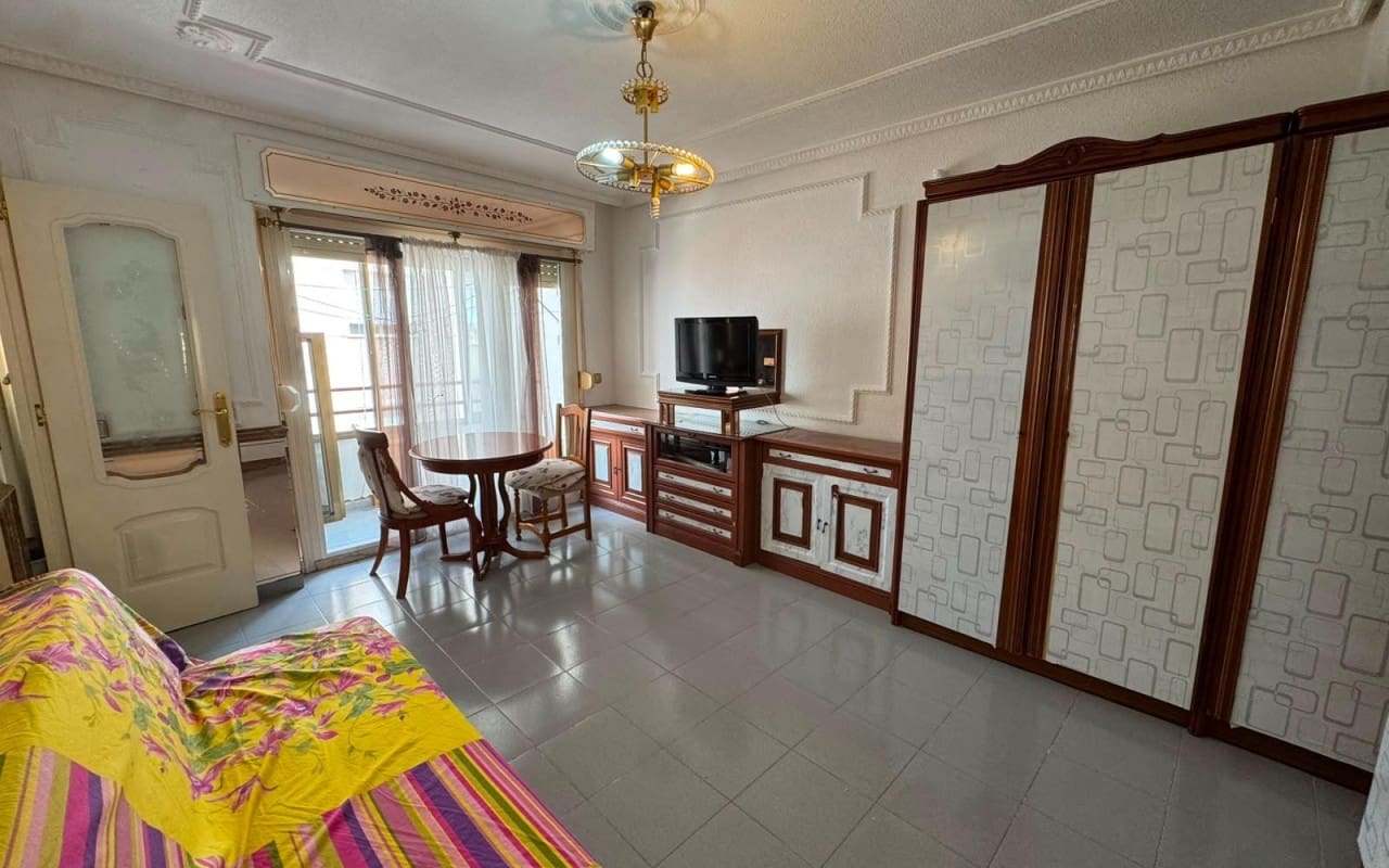 Studio til salg i Torrevieja - € 89.900 (Ref: 9981353)