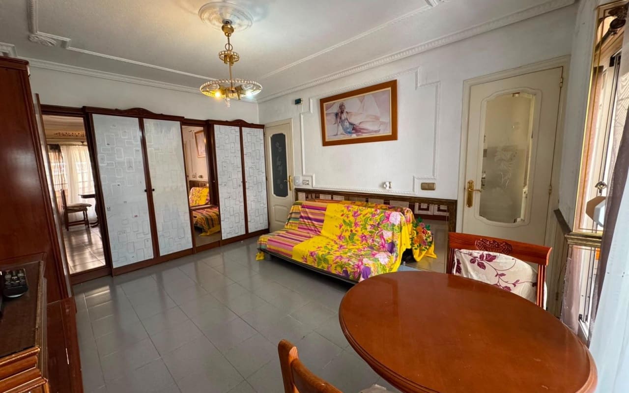 Studio til salg i Torrevieja - € 89.900 (Ref: 9981353)