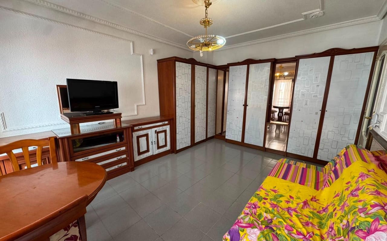 Studio til salg i Torrevieja - € 89.900 (Ref: 9981353)