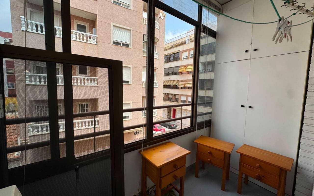 Studio til salg i Torrevieja - € 89.900 (Ref: 9981353)