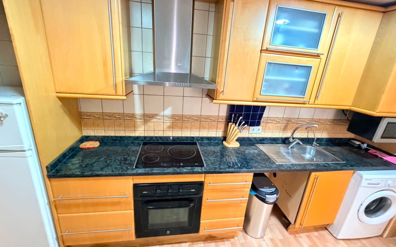 2 soveværelse Lejlighed til salg i Los Montesinos - € 132.000 (Ref: 9981354)