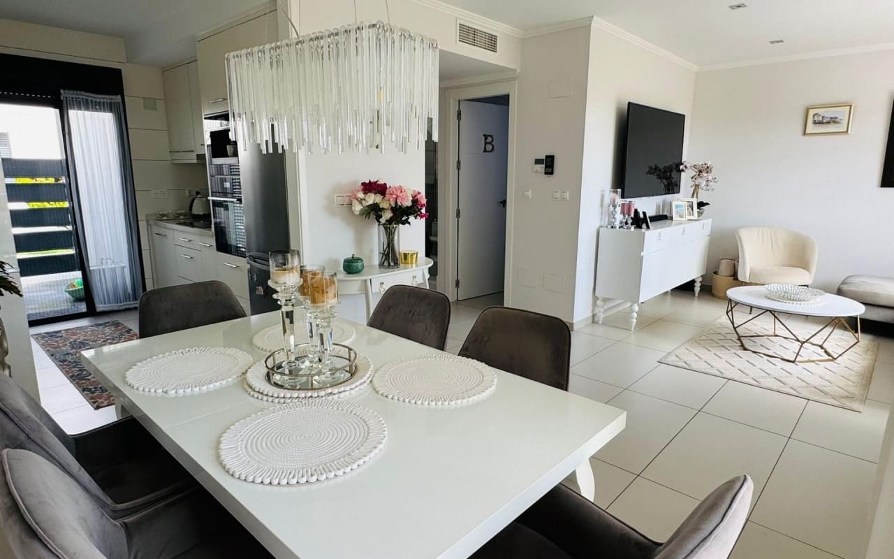 3 sovrum Lägenhet till salu i Orihuela Costa med pool - 387 000 € (Ref: 9981355)