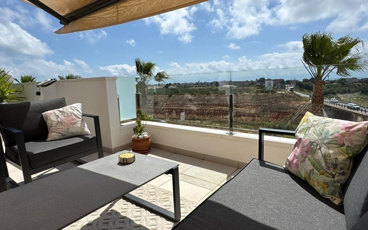 3 sovrum Lägenhet till salu i Orihuela Costa med pool - 387 000 € (Ref: 9981355)