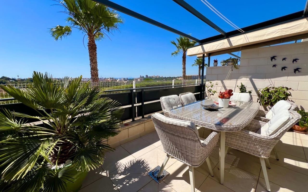3 sovrum Lägenhet till salu i Orihuela Costa med pool - 387 000 € (Ref: 9981355)