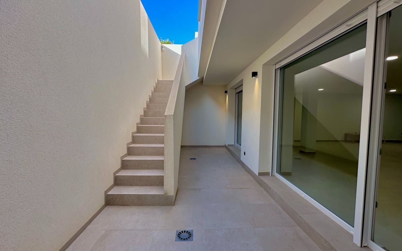 3 slaapkamer Villa te koop in Algorfa met zwembad garage - € 780.000 (Ref: 9989444)