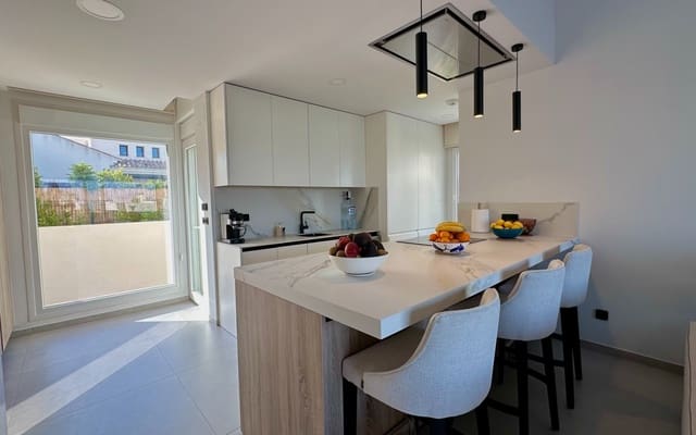 3 slaapkamer Villa te koop in Algorfa met zwembad garage - € 780.000 (Ref: 9989444)