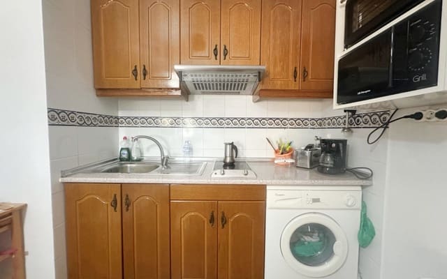 Casa de 1 habitación en La Mata, Torrevieja en venta con piscina - 146.900 € (Ref: 9997264)