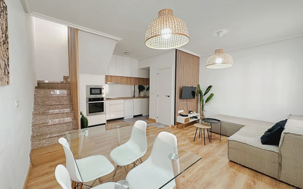 3 soverom Hus til salgs i La Zenia med svømmebasseng garasje - € 283 000 (Ref: 9997265)