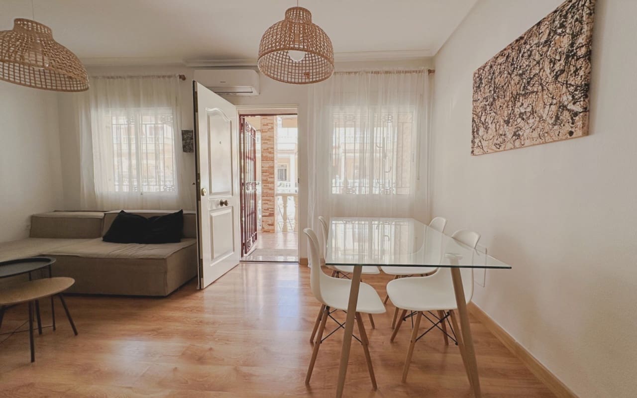 3 soverom Hus til salgs i La Zenia med svømmebasseng garasje - € 283 000 (Ref: 9997265)