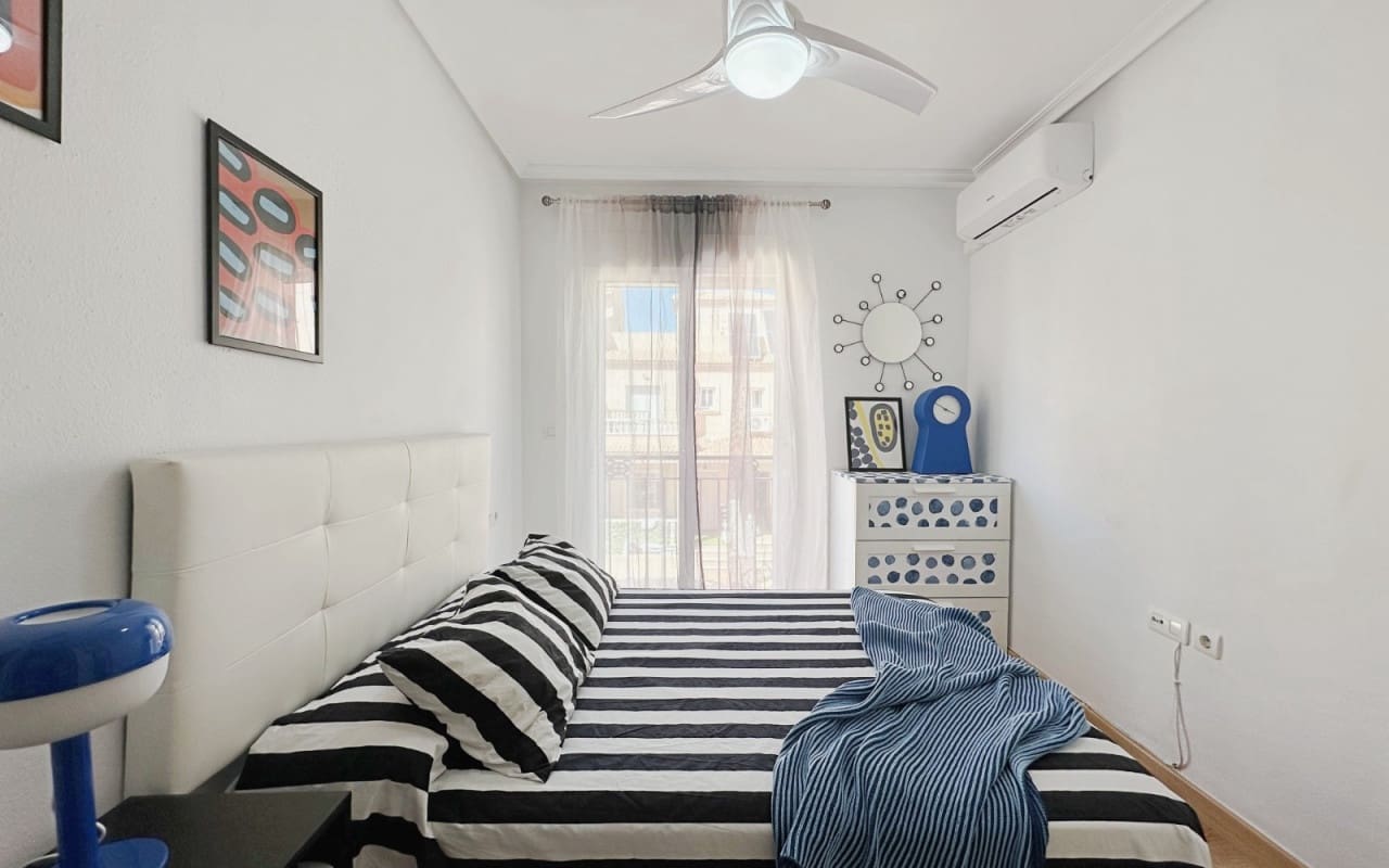 3 soverom Hus til salgs i La Zenia med svømmebasseng garasje - € 283 000 (Ref: 9997265)