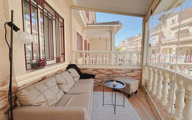 3 soverom Hus til salgs i La Zenia, Orihuela med svømmebasseng garasje - € 283 000 (Ref: 9997265)