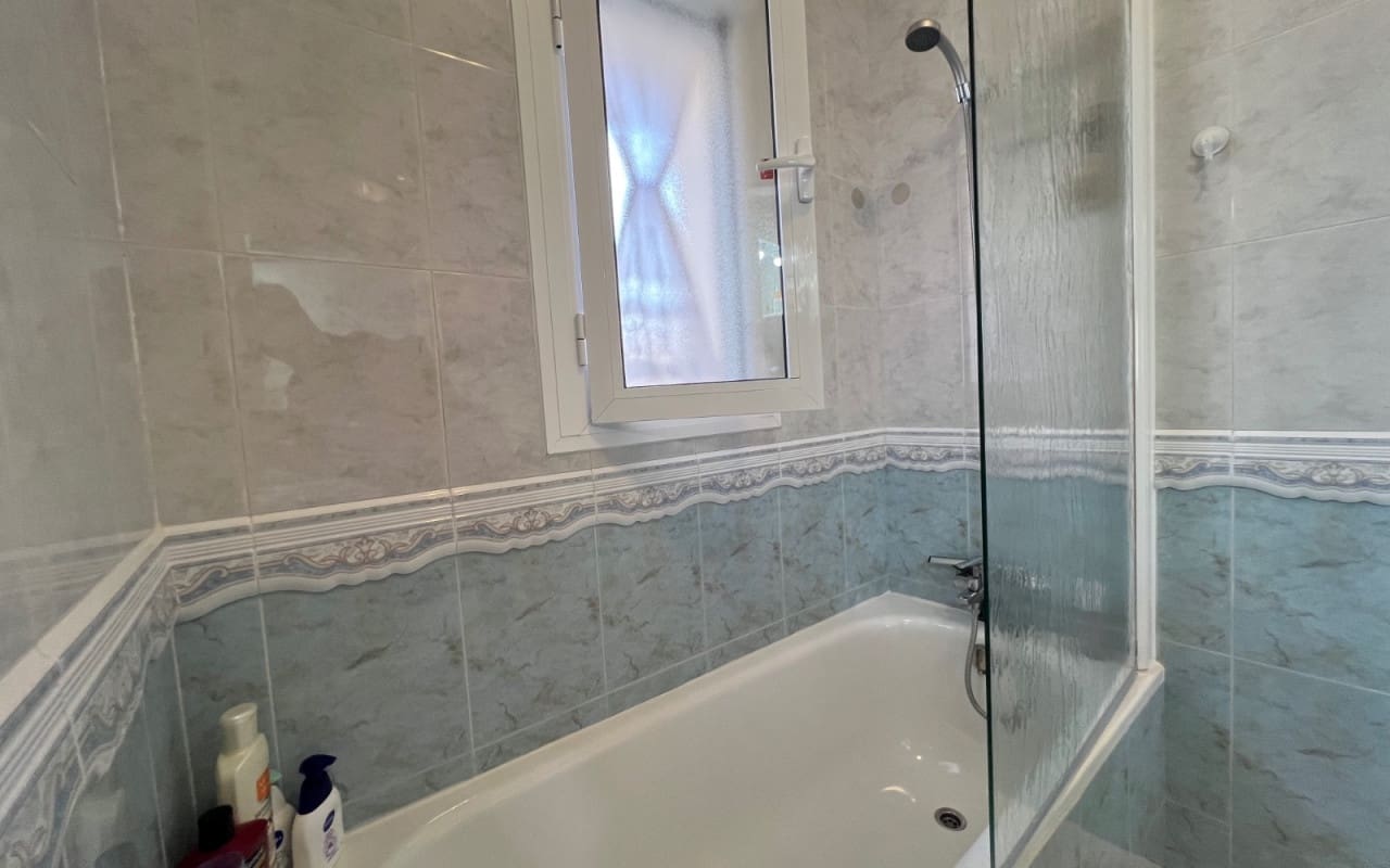 2 Zimmer Villa zu verkaufen in Ciudad Quesada mit Pool Garage - 289.000 € (Ref: 9997266)