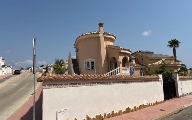 2 Zimmer Villa zu verkaufen in Ciudad Quesada, Rojales mit Pool Garage - 289.000 € (Ref: 9997266)