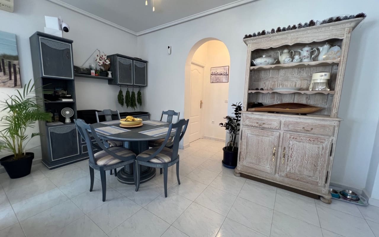 2 Zimmer Villa zu verkaufen in Ciudad Quesada mit Pool Garage - 289.000 € (Ref: 9997266)