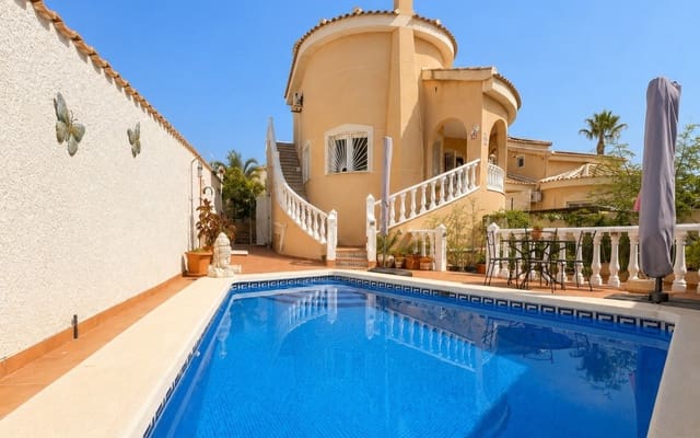 2 Zimmer Villa zu verkaufen in Ciudad Quesada, Rojales mit Pool Garage - 289.000 € (Ref: 9997266)