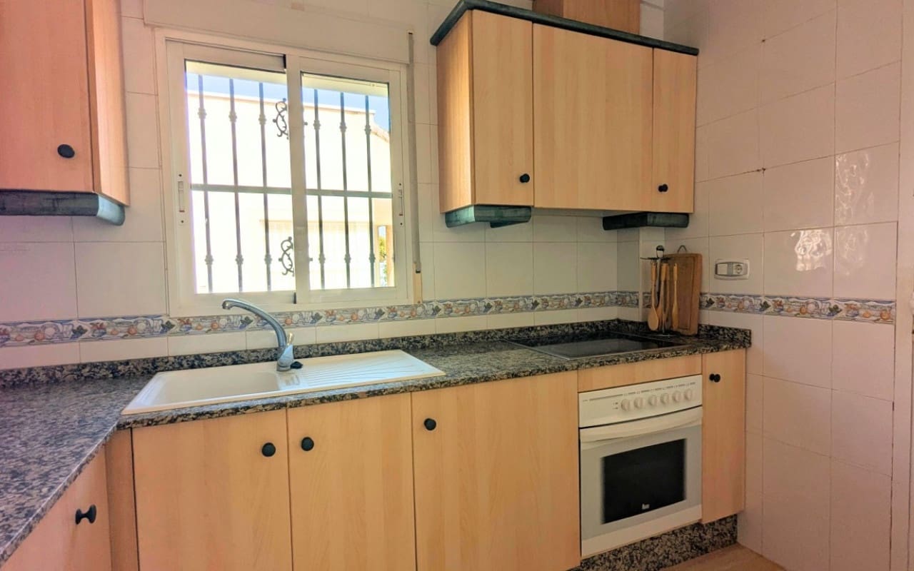3 chambre Villa/Maison à vendre à Lo Crispin avec piscine garage - 225 000 € (Ref: 9997267)