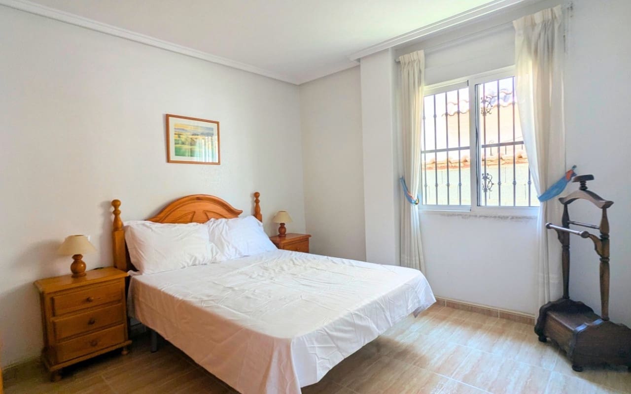3 chambre Villa/Maison à vendre à Lo Crispin avec piscine garage - 225 000 € (Ref: 9997267)