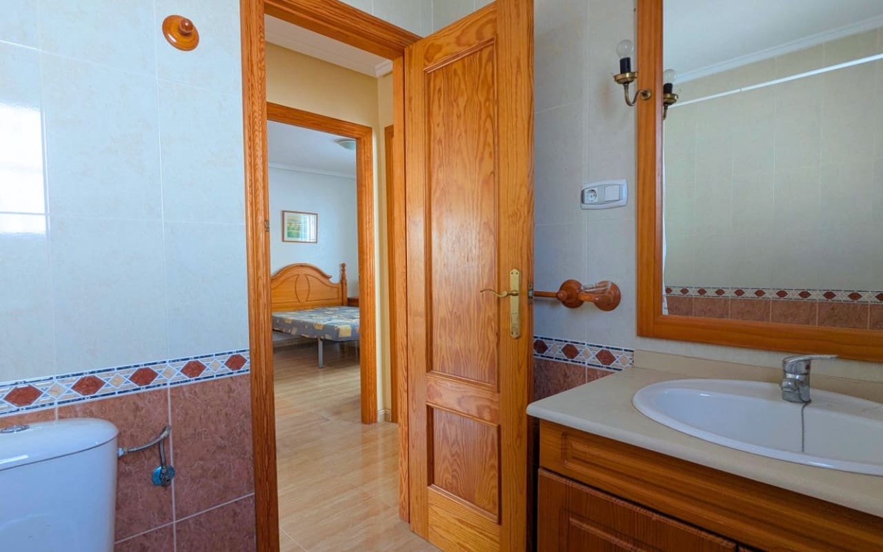 3 chambre Villa/Maison à vendre à Lo Crispin avec piscine garage - 225 000 € (Ref: 9997267)