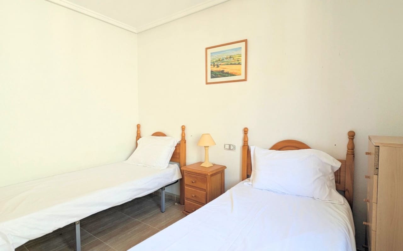 3 chambre Villa/Maison à vendre à Lo Crispin avec piscine garage - 225 000 € (Ref: 9997267)