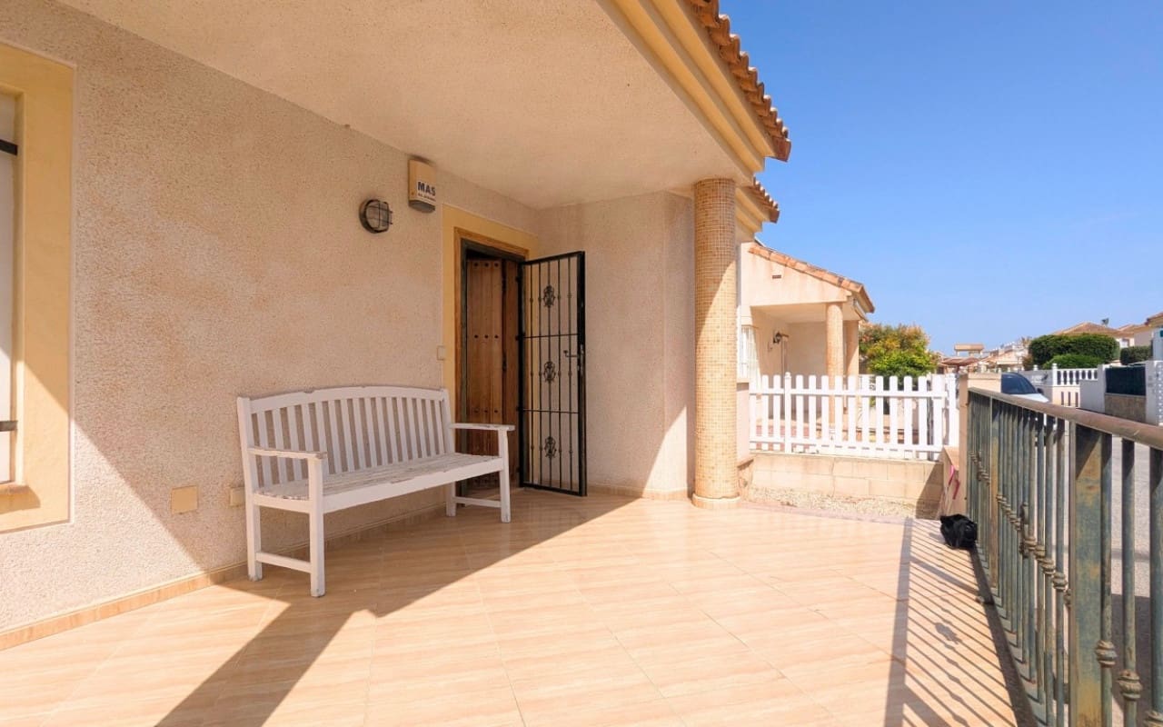 3 chambre Villa/Maison à vendre à Lo Crispin avec piscine garage - 225 000 € (Ref: 9997267)