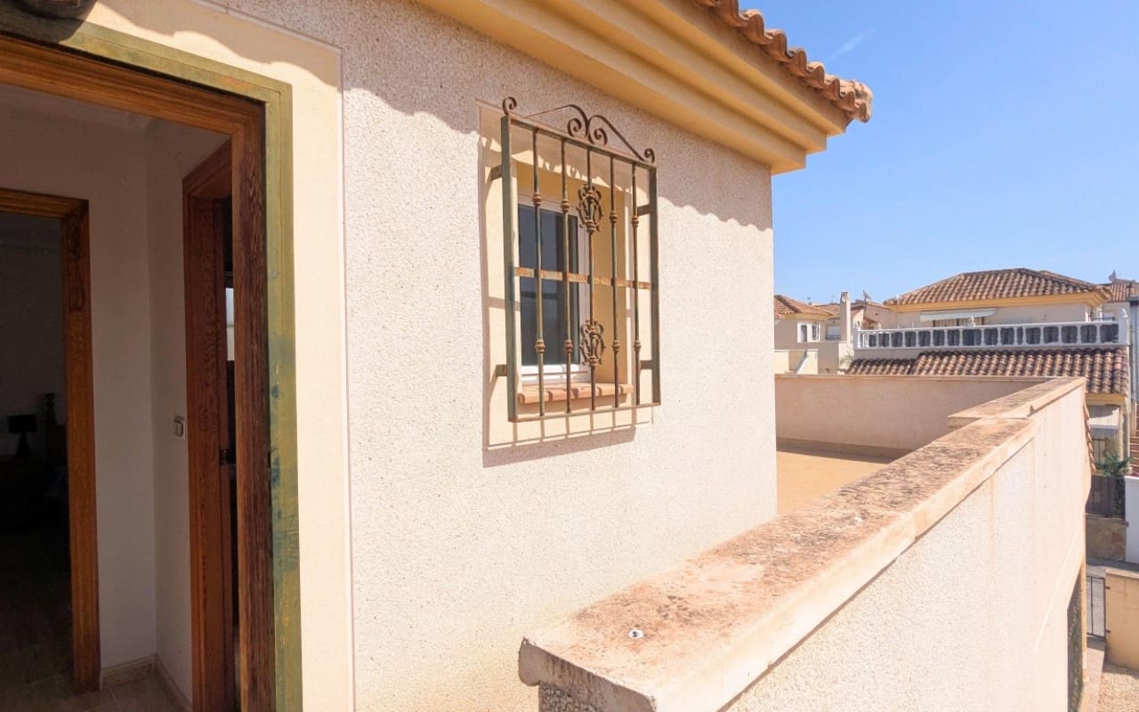 3 chambre Villa/Maison à vendre à Lo Crispin avec piscine garage - 225 000 € (Ref: 9997267)