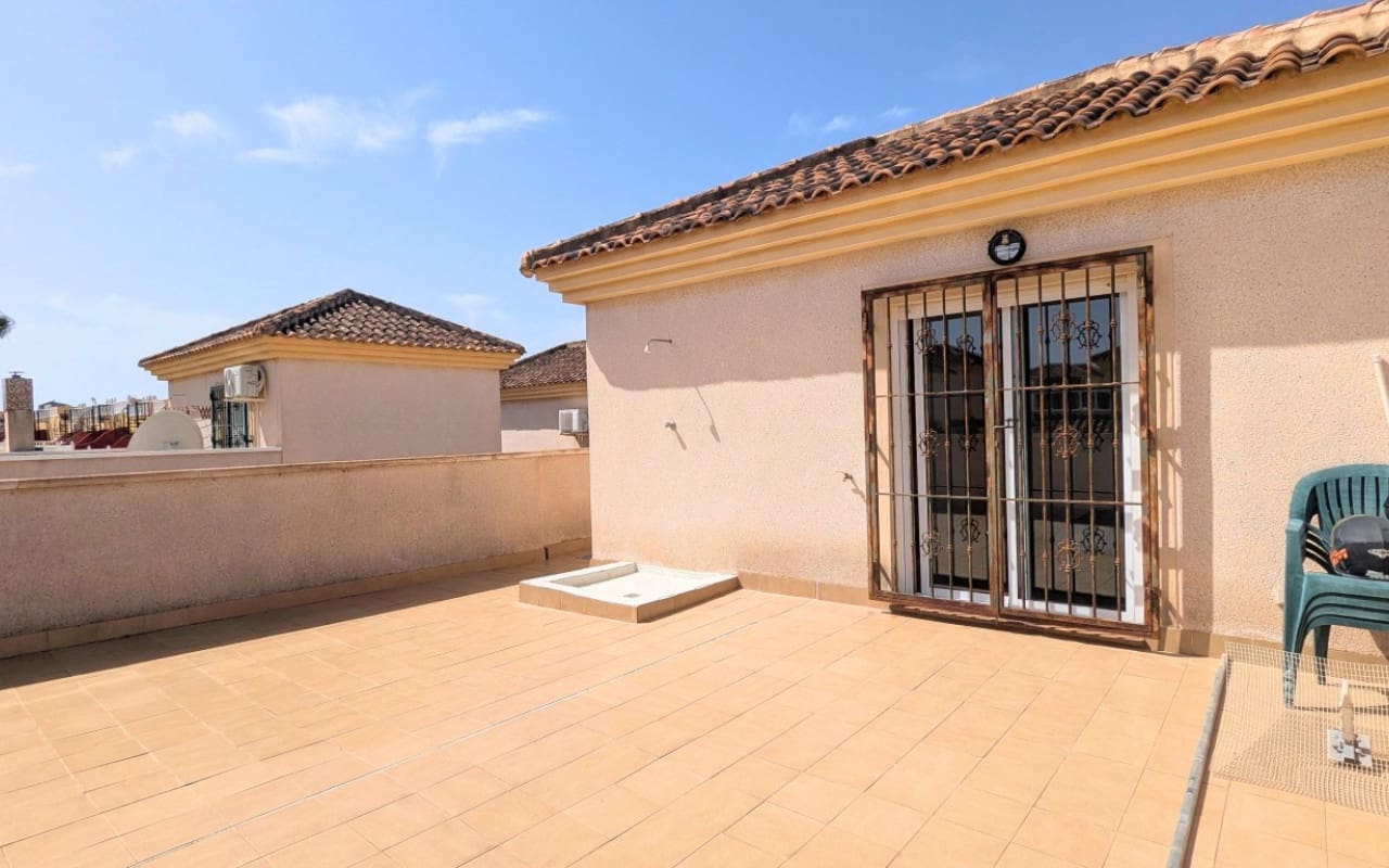 3 chambre Villa/Maison à vendre à Lo Crispin avec piscine garage - 225 000 € (Ref: 9997267)