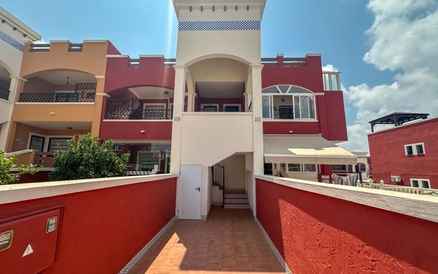 2 soveværelse Byhus til salg i Punta Prima, Orihuela med swimmingpool - € 164.900 (Ref: 9997269)