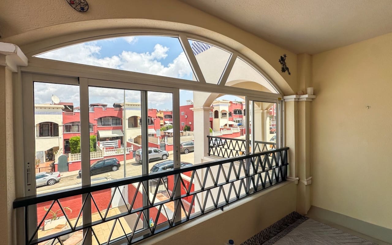 2 soveværelse Byhus til salg i Orihuela Costa med swimmingpool - € 164.900 (Ref: 9997269)