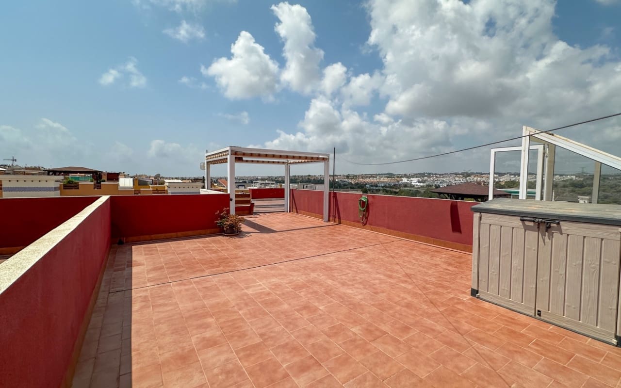 2 soveværelse Byhus til salg i Orihuela Costa med swimmingpool - € 164.900 (Ref: 9997269)