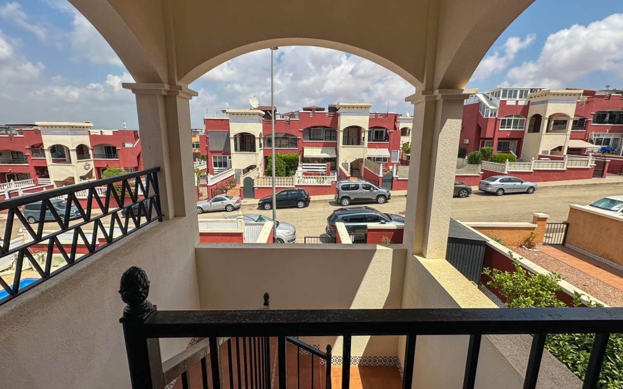 2 soveværelse Byhus til salg i Orihuela Costa med swimmingpool - € 164.900 (Ref: 9997269)